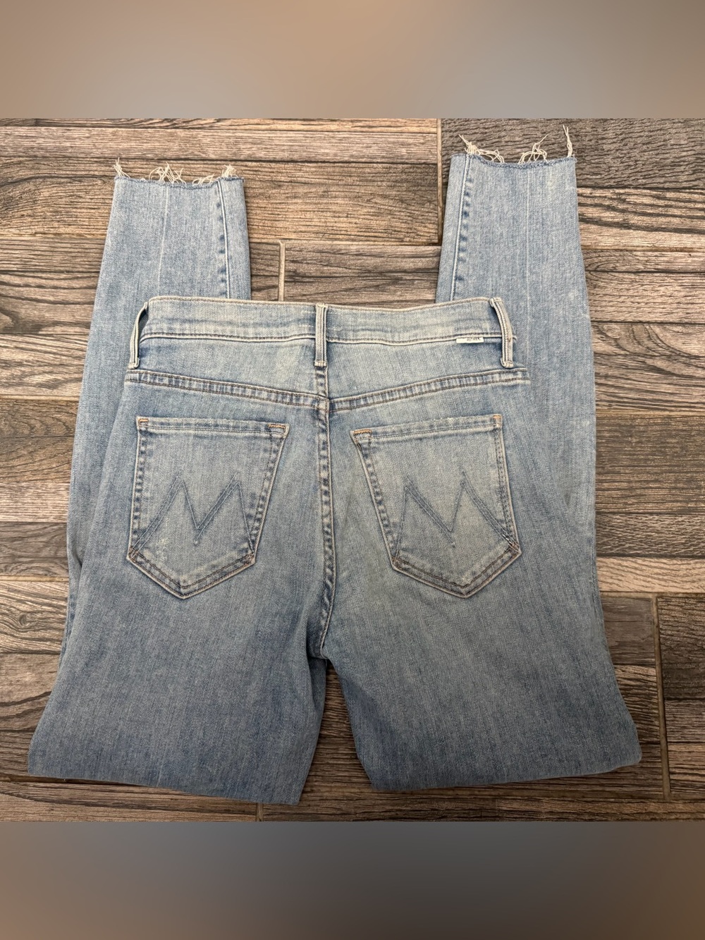 Mother Women’s Stunner’s Ankle Fray Dreamer Button Fly Jean - size 26